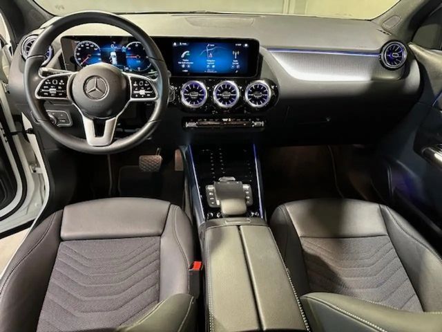 Mercedes-Benz EQA 300 4MATIC Progressive