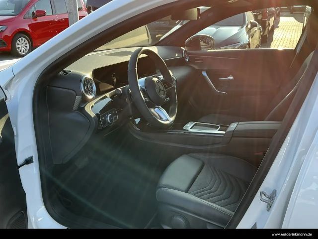 Mercedes-Benz A 200 A 200 d Progressive