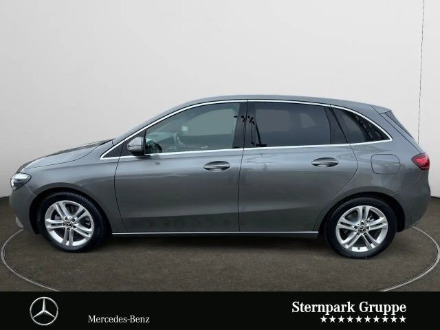 Mercedes-Benz B 180 Progressive