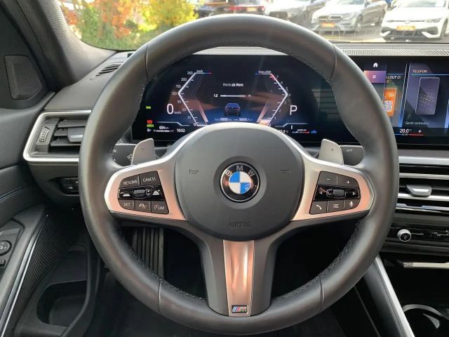 BMW 330 330i M-Sport Sedan xDrive