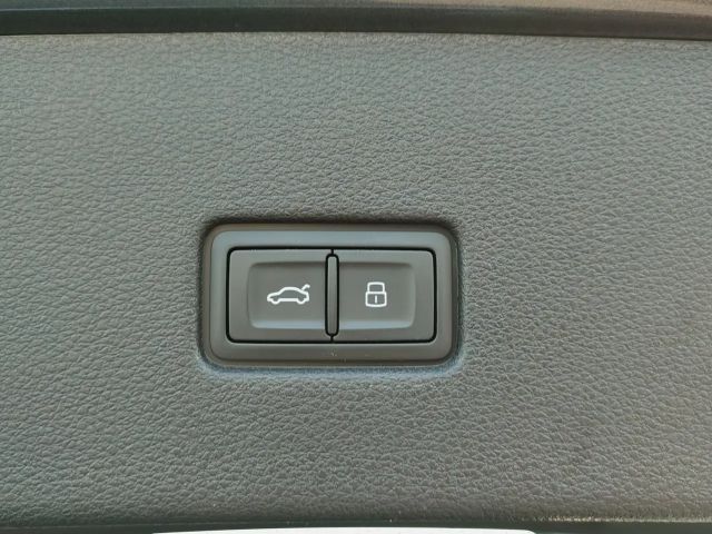 Audi Q8 55 TFSI Quattro S-Line