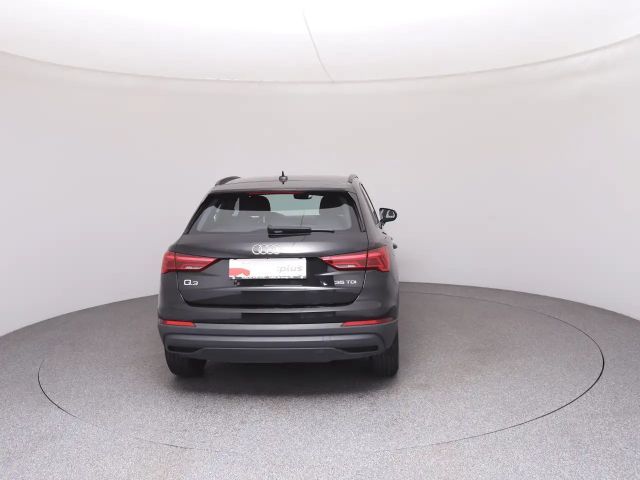 Audi Q3 35 TDI