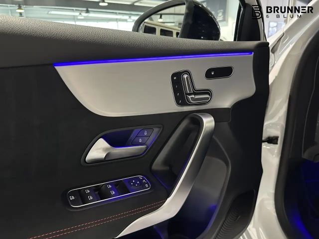 Mercedes-Benz A 220 A 220 d