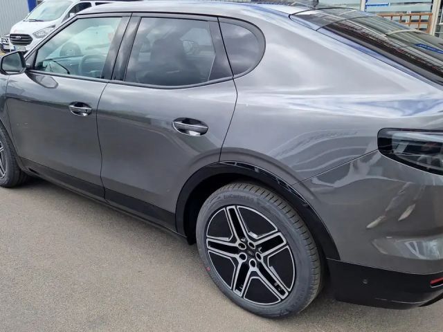 Ford Capri Premium RWD