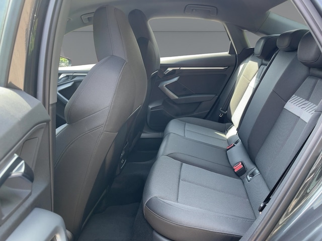 Audi A3 35 TFSI S-Tronic Sedan