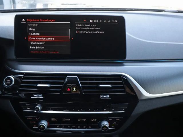 BMW 530 530e M-Sport Touring xDrive