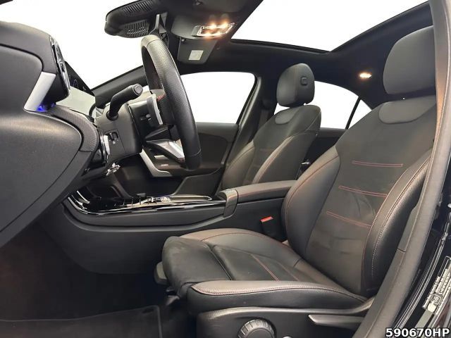 Mercedes-Benz A 180 AMG Line