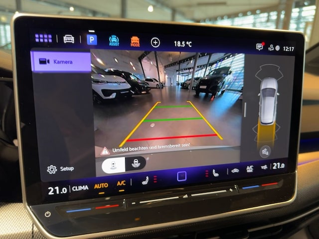 Volkswagen Golf 2.0 TDI DSG Golf VIII R-Line