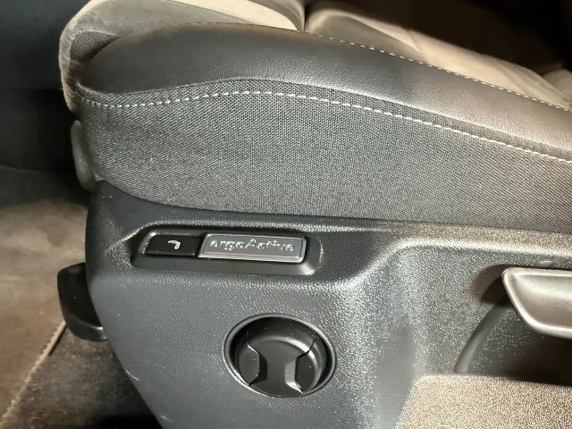 Volkswagen T-Roc DSG Life