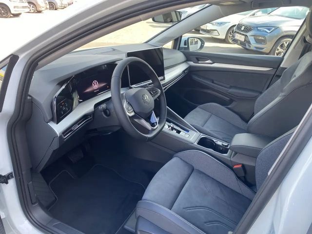 Volkswagen Golf DSG Life Variant