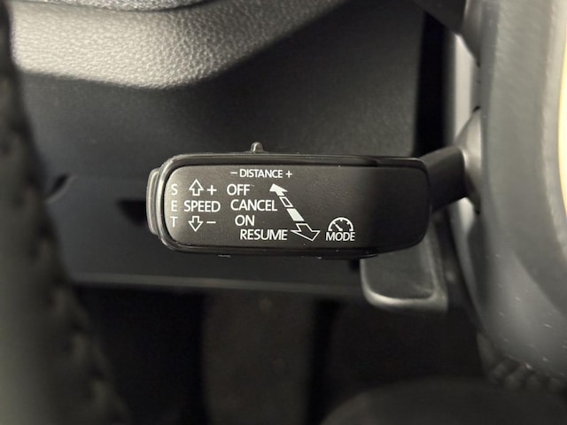 Skoda Kamiq Kamiq Balance 1,5 TSI DSG AHK/ Navi/ Fahrassistenz Plus