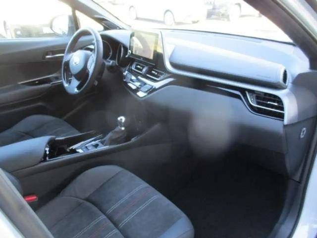 Toyota C-HR GR Hybride