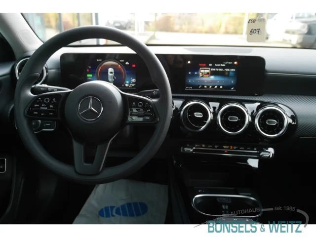 Mercedes-Benz A 250 A 250 e Style