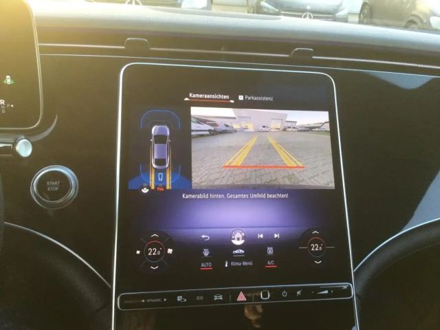 Mercedes-Benz EQE 300 Electric Art Sedan