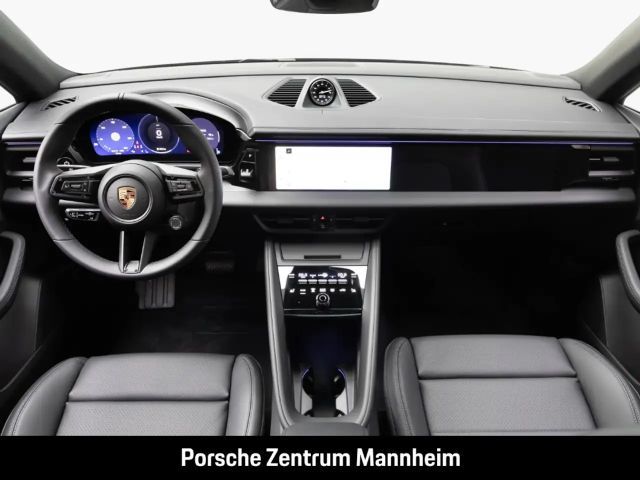 Porsche Macan 4