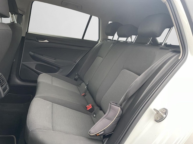 Volkswagen Golf 1.0 TSI Variant