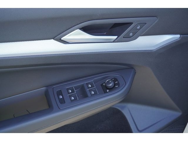 Volkswagen Golf 1.5 TSI Golf VIII Variant