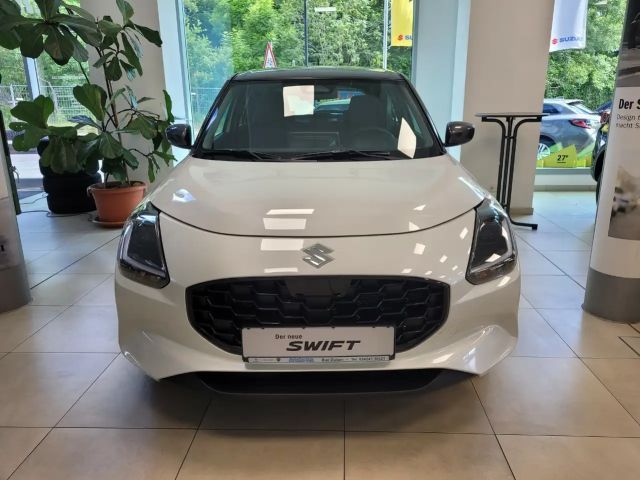 Suzuki Swift AllGrip Comfort DualJet Hybrid