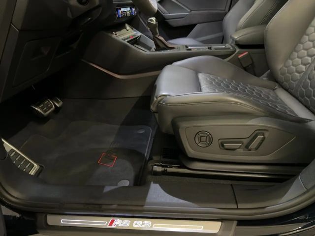 Audi RS Q3 S-Tronic