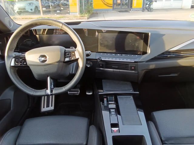 Opel Astra Hybrid Innovation Ultimate