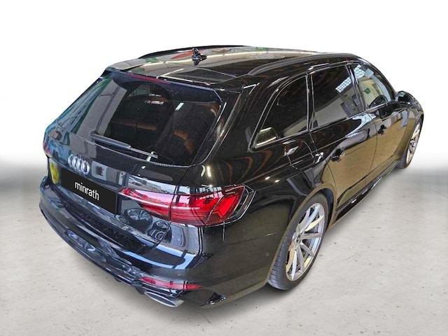 Audi RS4 Avant Quattro