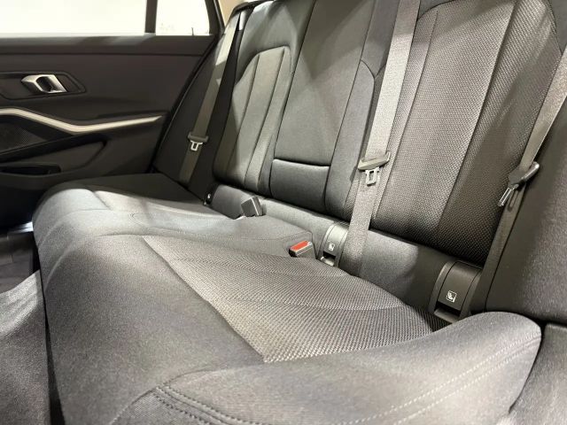 BMW 320 320d Touring xDrive