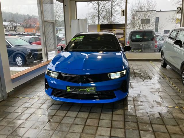 Opel Astra 1.2 Turbo Sports Tourer