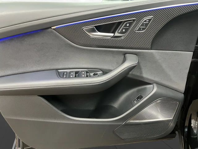 Audi RS Q8 Keramik RS-Abgas AHK Pano LM 23" B&O Raute