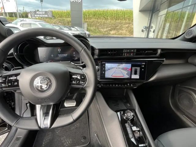 Alfa Romeo Junior Ibrida