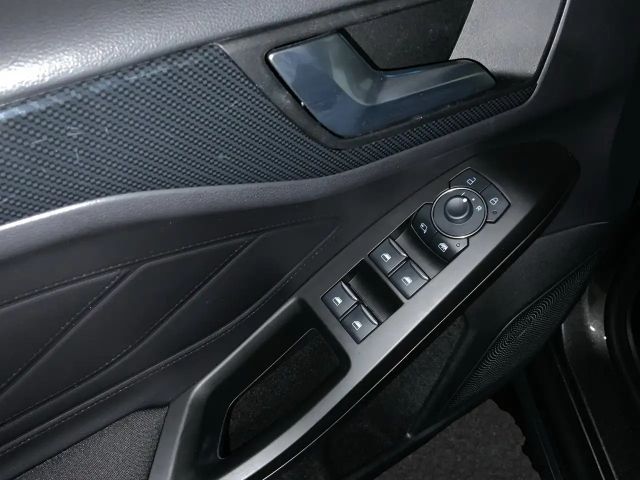 Ford Focus EcoBoost ST Line