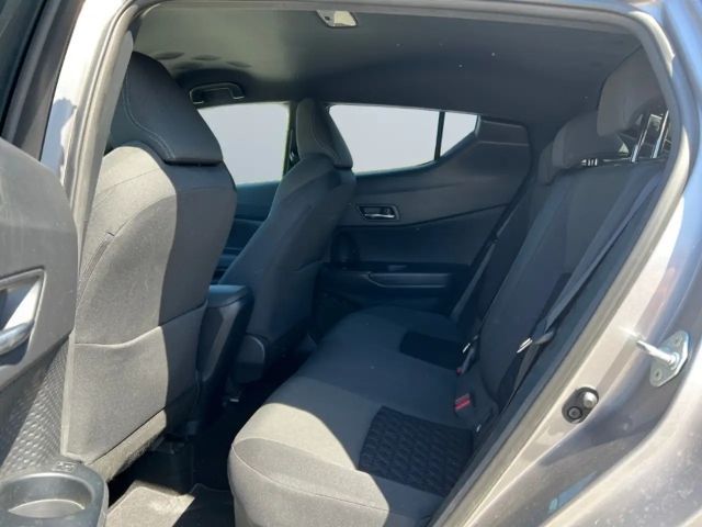 Toyota C-HR Hybride Team D