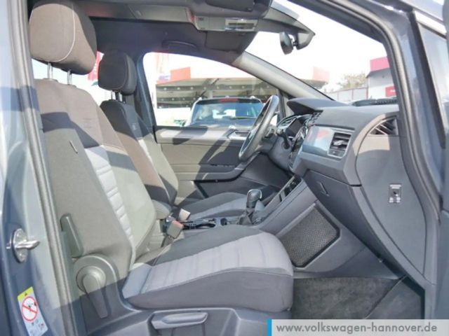 Volkswagen Touran 1.5 TSI DSG Highline