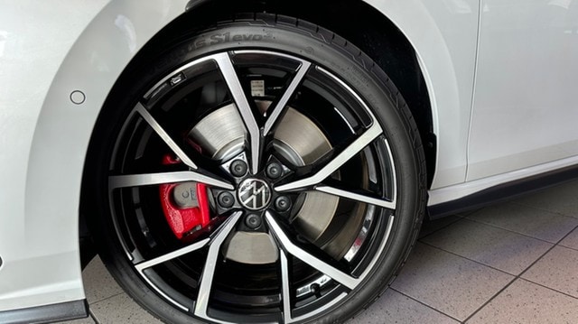 Volkswagen Golf 2.0 TSI DSG GTI