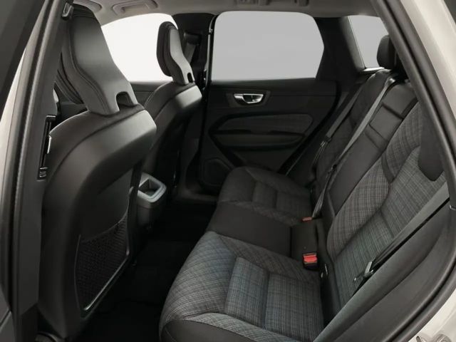 Volvo XC60 Dark Plus