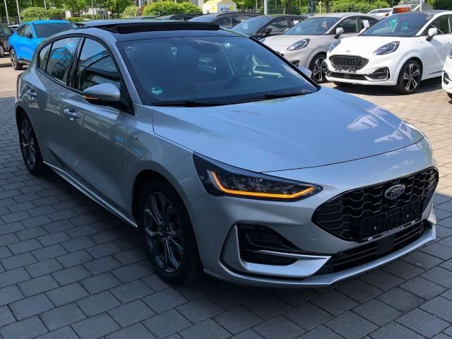 Ford Focus EcoBoost ST Line