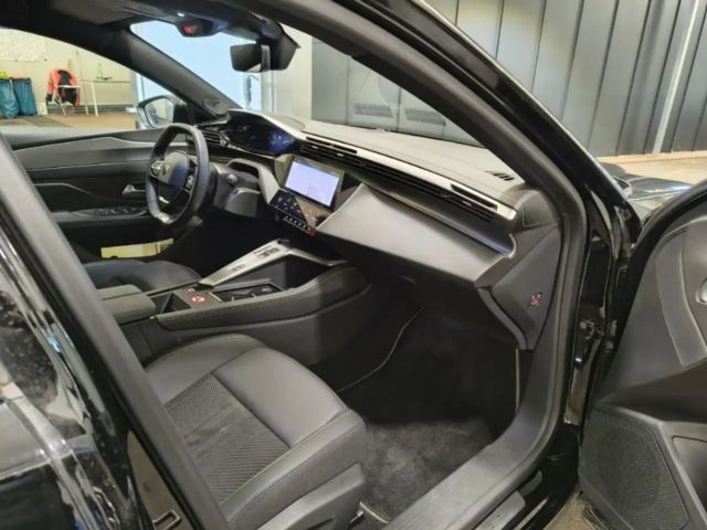 Peugeot 408 GT-Line Hybrid