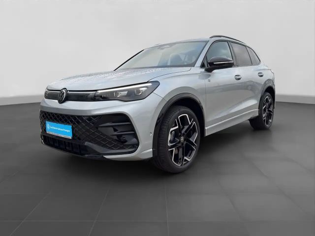 Volkswagen Tiguan 2.0 TSI DSG R-Line