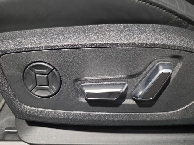 Audi RS6 Avant Quattro