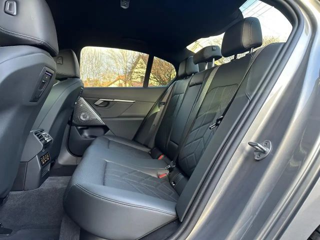 BMW 540 540d M-Sport Sedan xDrive