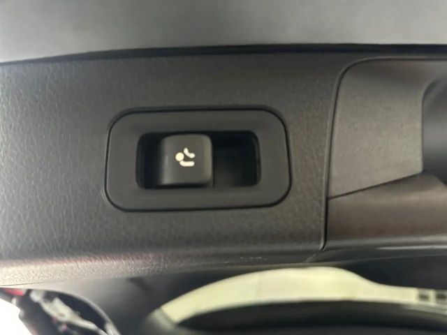 Mercedes-Benz GLB 200 4MATIC GLB 200 d