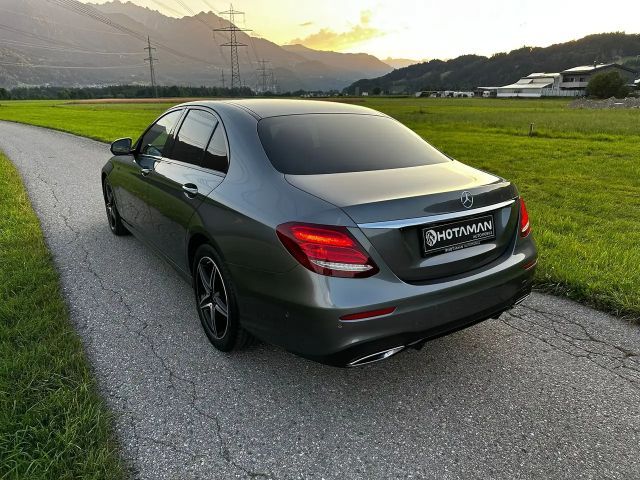 Mercedes-Benz E 200 AMG Line E 200 d Sedan