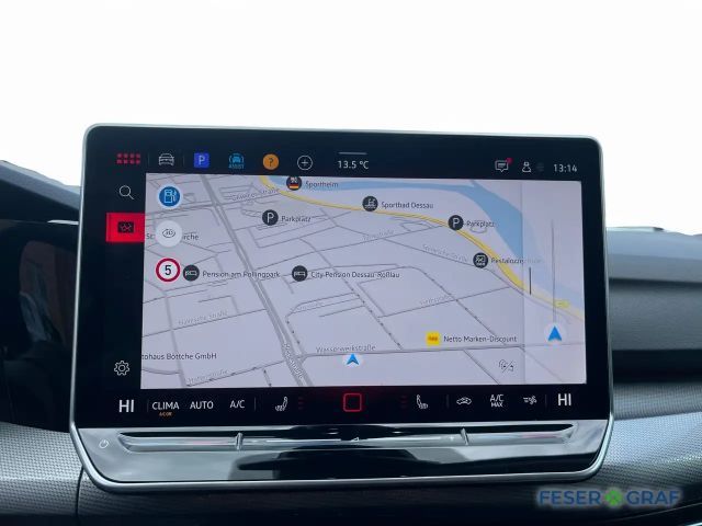 Volkswagen Golf DSG Style Variant