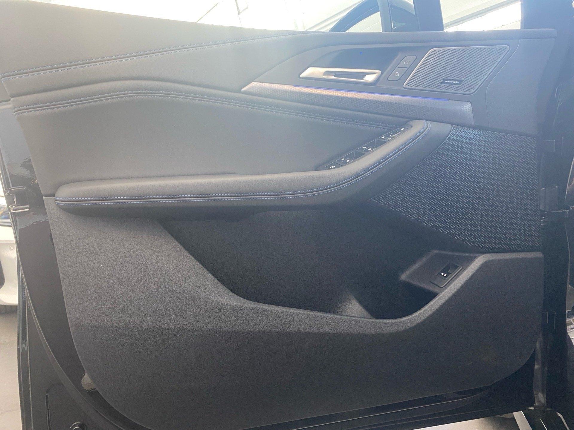 BMW 220 220i Active Tourer