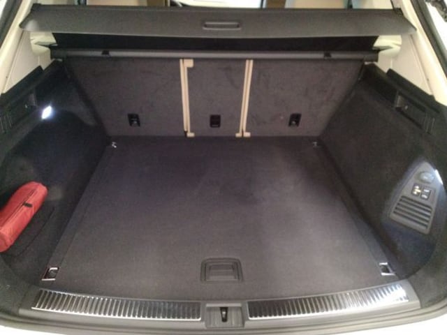 Volkswagen Touareg Touareg 3.0  Atm  DT210TDI A8A