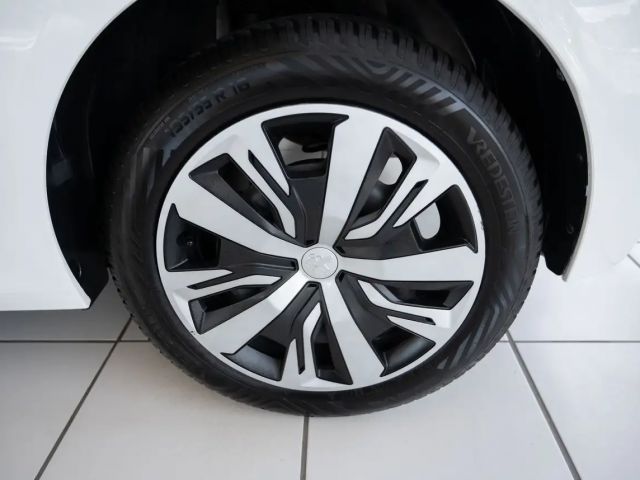 Peugeot 208 Active Pack EAT8 PureTech