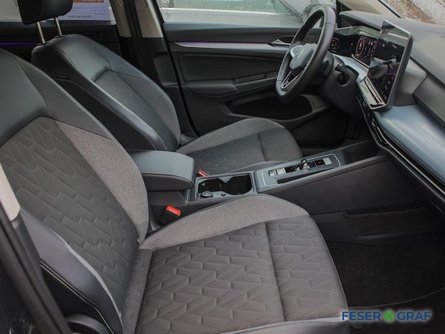 Volkswagen Golf 1.5 eTSI DSG