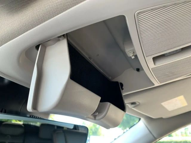 Renault Koleos Initiale Paris