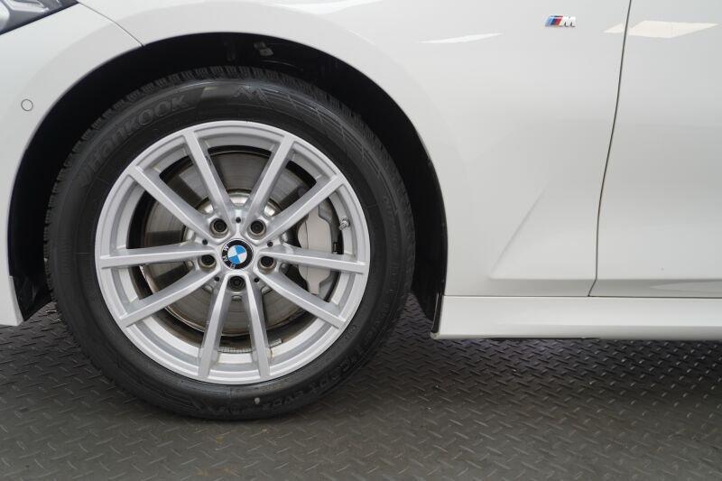 BMW 330 330i Sedan xDrive