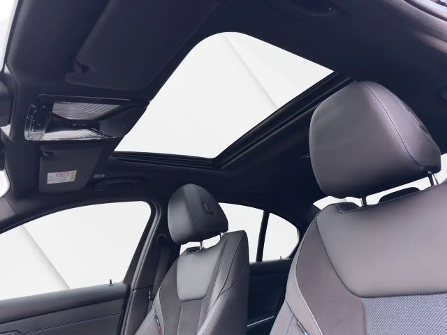 BMW 330 M-Sport Sedan