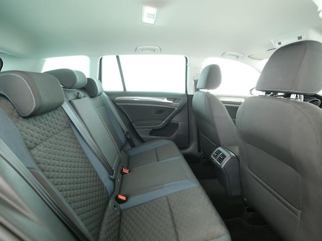 Volkswagen Golf 1.6 TDI IQ.Drive Variant